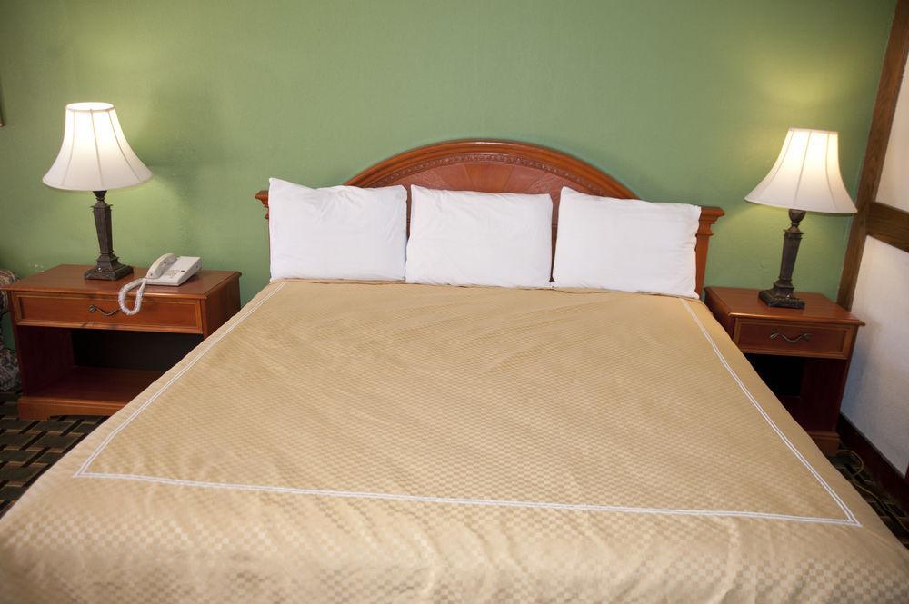 Victorian Inn & Suites Nacogdoches Luaran gambar