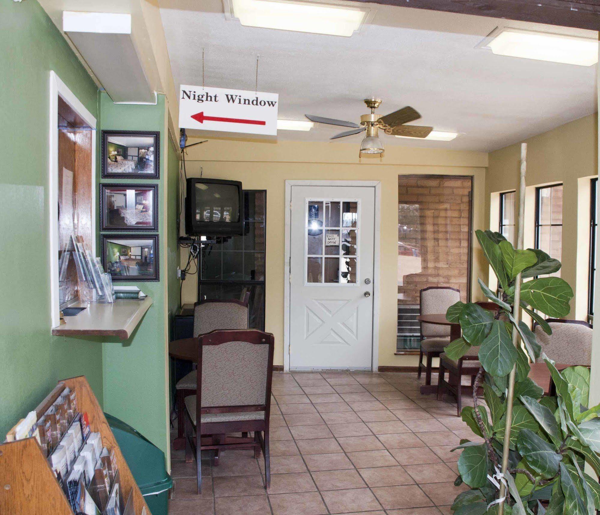 Victorian Inn & Suites Nacogdoches Luaran gambar