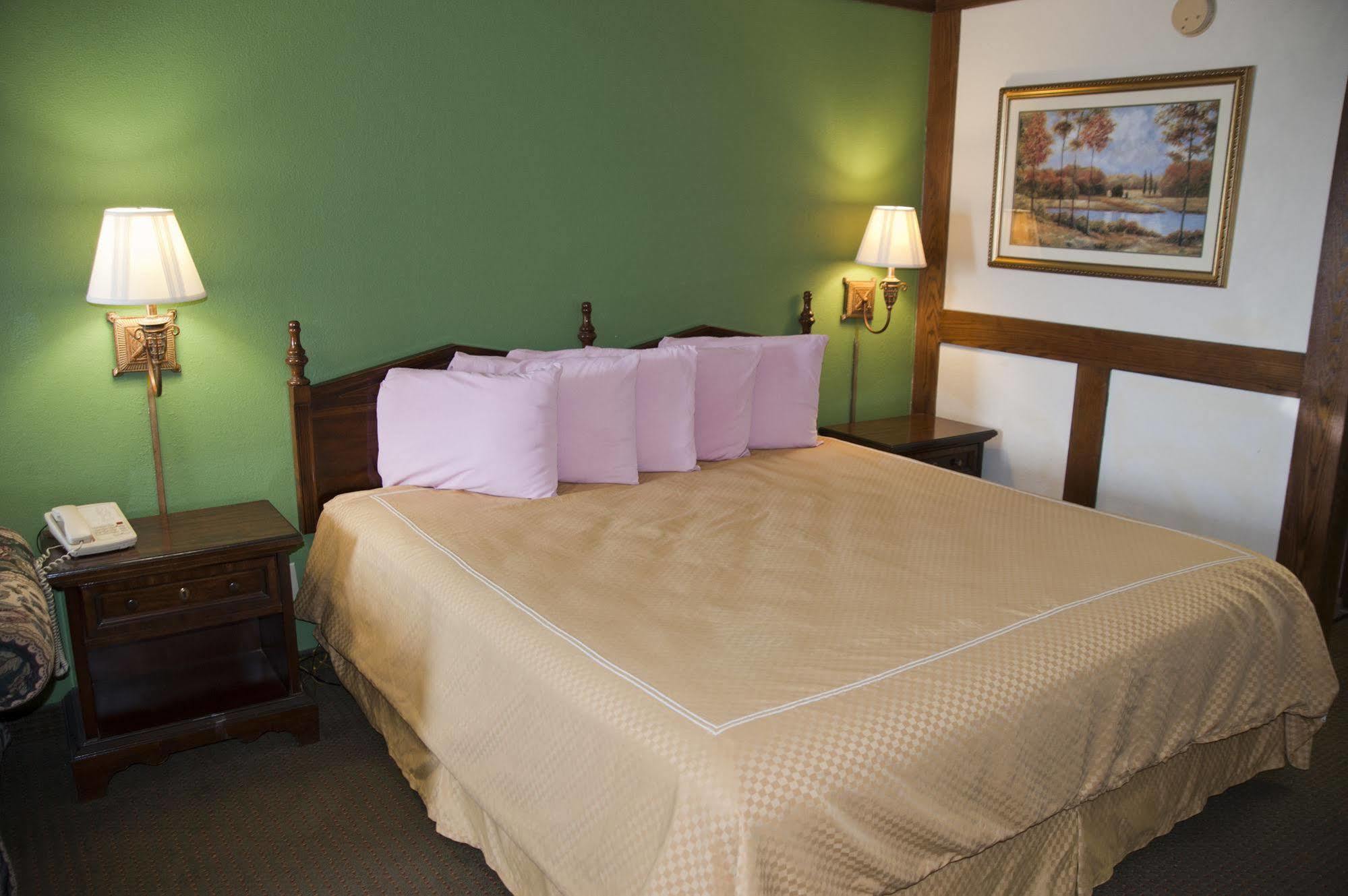 Victorian Inn & Suites Nacogdoches Luaran gambar